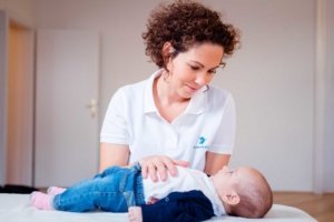 Kinderosteopathie bei Kinemedic - Praxis für physikalische und rehabilitative Medizin